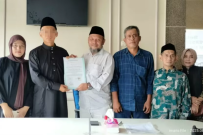 四川小伙为娶印尼姑娘皈依伊斯兰教