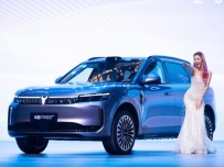 岚图汽车科技有限公司CBO、销售公司总经理邵明峰